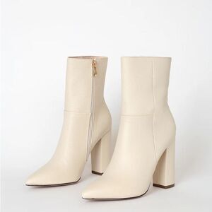 Lulu's Elegant Cream colored Heeled Boots size 8.5 brand new in box